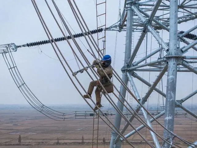 鲁阳电力铁塔角钢投入武汉-南昌1000千伏特高压线路工程使用